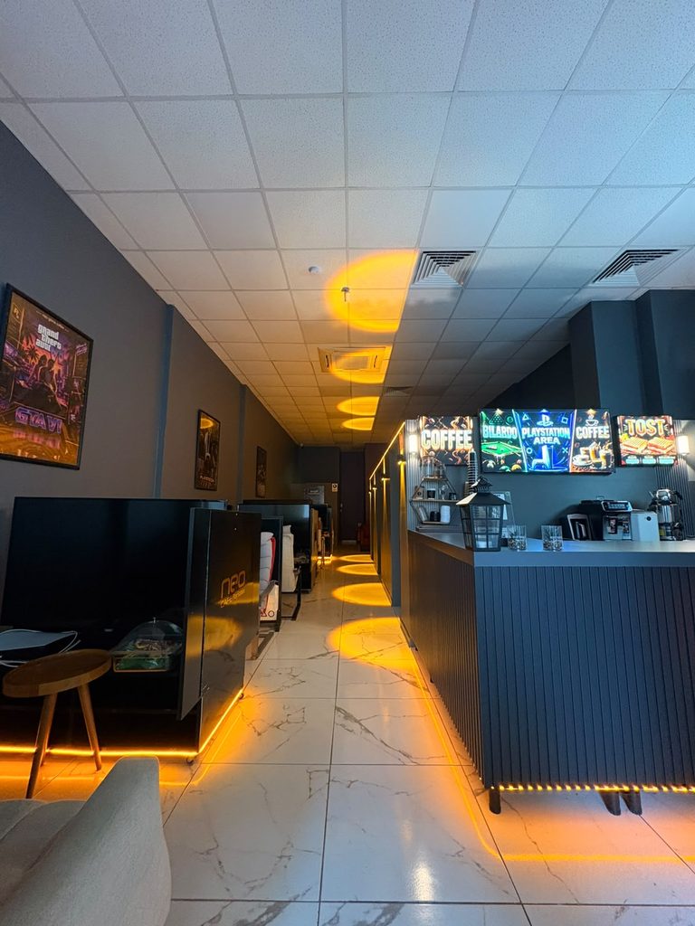 Artisan Kafe Bar ve Banko